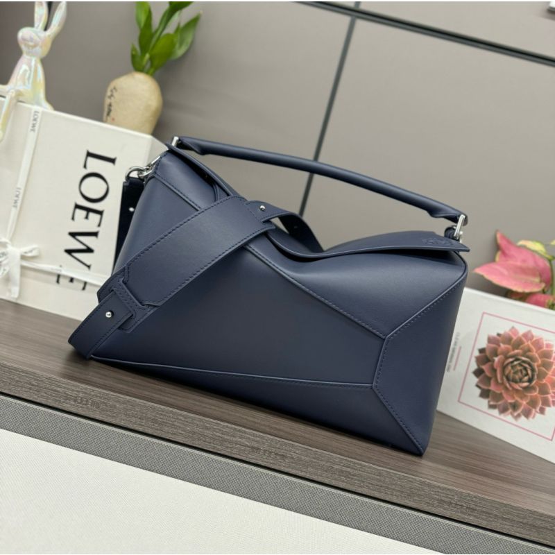 Loewe Large Puzzle bag in classic calfskin