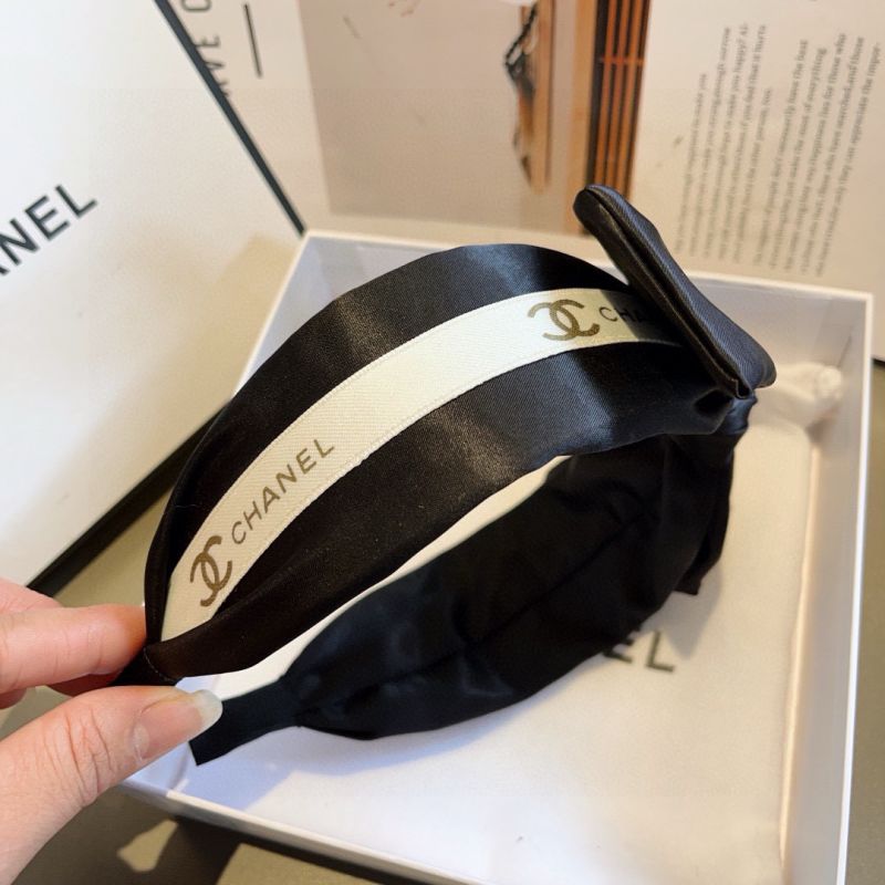 Chanel hairband